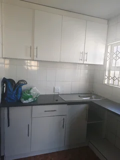 Flat for Rent in ilitha park