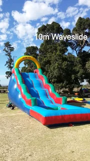 Poolslides, waterslides and waveslides to hire