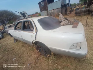 1993 Toyota Celsior V8 NON VVTI. Forged internals. Car have papersStripping for spares.
