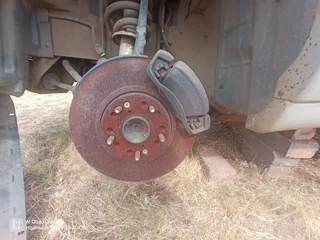 1993 Toyota Celsior V8 NON VVTI. Forged internals. Car have papersStripping for spares.