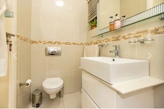 LUXURY 3 BEDROOM 180 SEA FACING APARTMENT IN UMHLANGA RIDGE