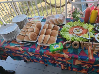 Cashier needed for a takeaway