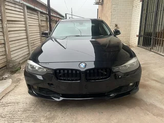 2014 BMW F30 335i Luxury Line