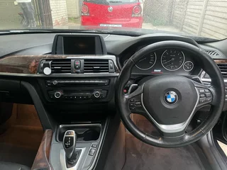 2014 BMW F30 335i Luxury Line