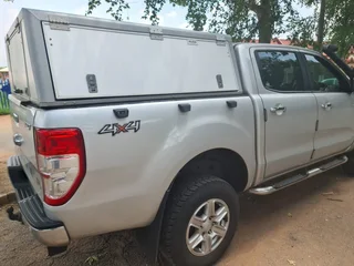 Aluminium  Stanless Steel Alu Cab Canopy - Ford Ranger Double Cab Bakkie.