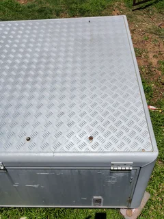 Aluminium  Stanless Steel Alu Cab Canopy - Ford Ranger Double Cab Bakkie.