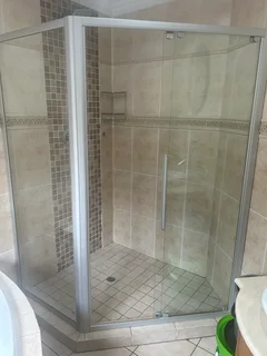 Bath tub, Shower, Toilet and Vanity