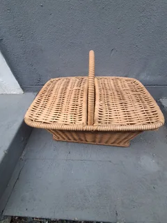 Woven Vintage Picnic basket