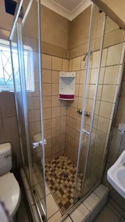 Outbuilding for Rent in Raisethorpe