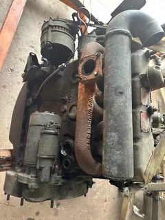 Land Rover 2.25 diesel engine with hanging parts for sale running order