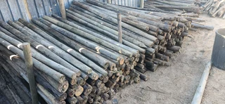 Fencing poles
