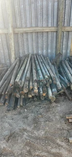 Fencing poles