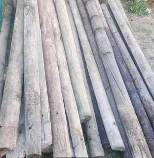 Fencing poles