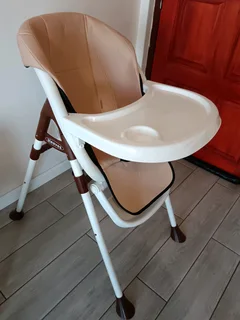 Baby feeding chair