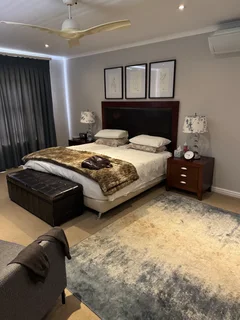 Executive Luxury Suite in Upper Wynberg l 3-6 month corporate retreat