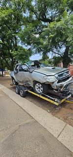 Toyota Hilux 2011 model 3.0 d4d with 1KD engine stripping for spares code 2