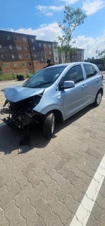Kia Picanto 2019 model 1.0 with G3LA engine stripping for spares code 2