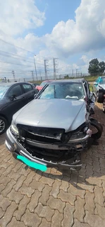 Mercedes Benz w204 2013 model 271 CGI stripping for spares Code 2