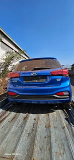 Hyundai i20 1.2l  2018 model with G4LA engine stripping for spares CODE 2