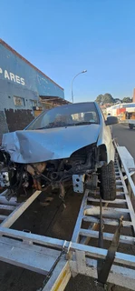 Hyundai Getz 2003 model 1.6L with G4ED engine stripping for spares Code 2