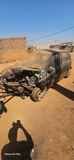 Hyundai Getz  1.6L 2004cmodel  with G4ED engine automatic stripping for spares CODE 2