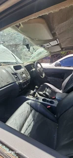 Ford ranger 2012 T6 3.2 club cab tdci with 4x4 Manual Gearbox stripping for spares code 2