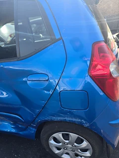 Hyundai i10 2011 model with G4LA engine and Automatic gearbox  stripping for spares Code 2