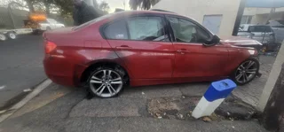 Bmw F30 320i 2013 model with N20 Engine&amp; manual gearbox stripping for spares code 2