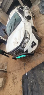 Toyota Hilux 2.4 GD6 2019 model 4x2 auto stripping for spares code 2