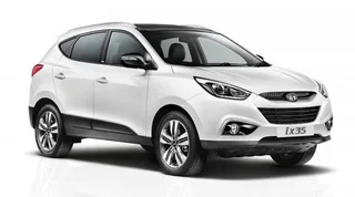 Hyundai ix35  executive 2015 model with G4NA Engine and manual gearbox stripping for spares code 4