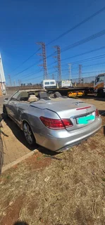 Mercedes Benz w207 E250 coupe with 274 920 Engine and Auto gearbox stripping for spares code 2