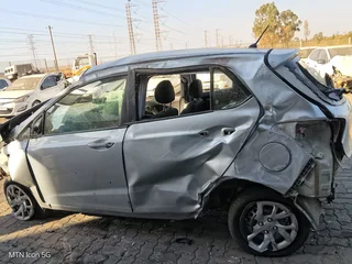 Hyundai Grand i10 2019 model with G3LA engine stripping for spares code 2