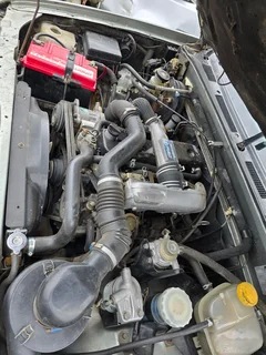 Isuzu kb280tdi 2002 model with 4jb1 engine  stripping for spares code 2
