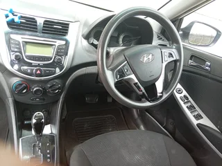 2014 Hyundai Accent Sedan