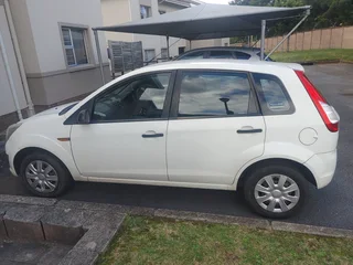 2013 Ford Figo Hatchback