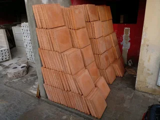 VIBRACRETE SLABS POLES PAVING SLABS