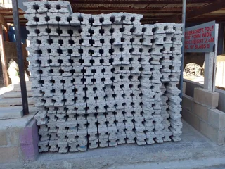 VIBRACRETE SLABS POLES PAVING SLABS