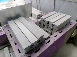 VIBRACRETE SLABS POLES PAVING SLABS