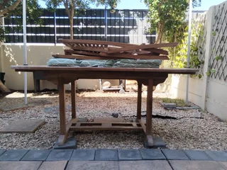 Garden table and 2 chairs