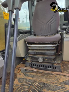 Shantui SE210 Excavator