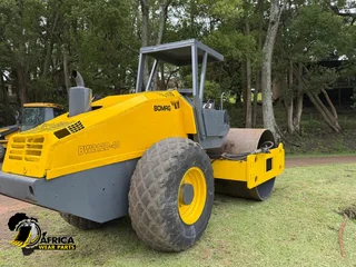 Bomag BW212D-4