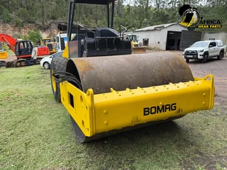 Bomag BW212D-4