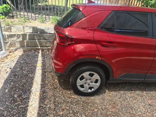 2022 Hyundai Venue SUV, 235K, Negotaible!