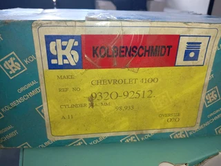 Chevrolet 4100 pistons