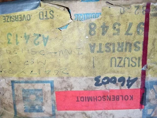 Isuzu pistons/rings/gudgeon pins