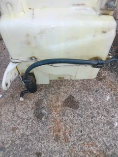 camry vvti washer bottle