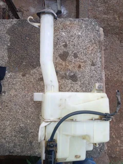 camry vvti washer bottle