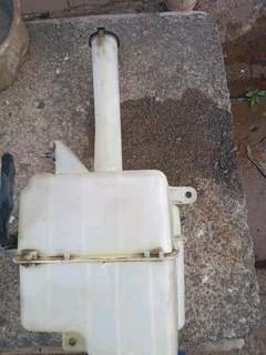 camry vvti washer bottle