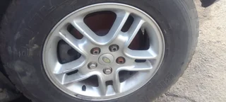 Land Rover Rims / Mags