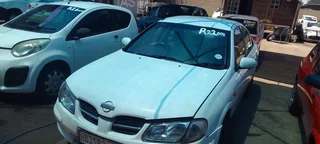Nissan Almera 1.6 Automatic